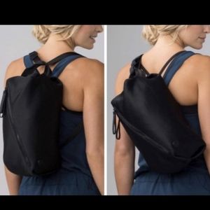 Lululemon Fast Track Bag *Mesh